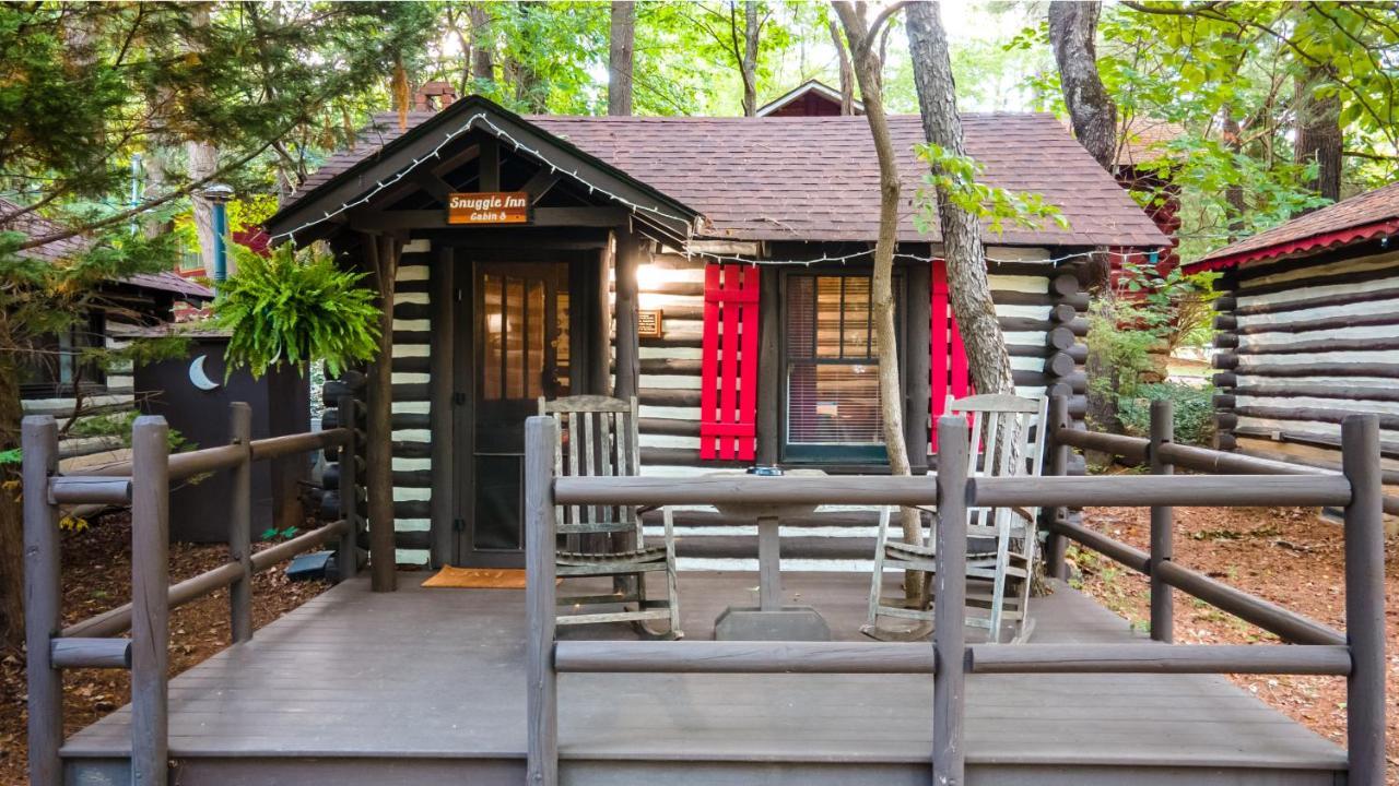 Log Cabin Motor Court Asheville Exterior photo