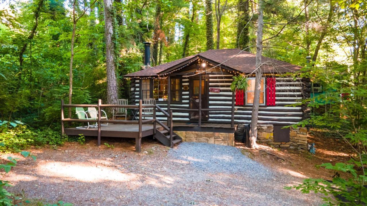 Log Cabin Motor Court Asheville Exterior photo